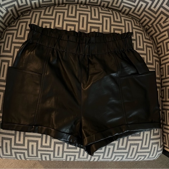 Aritzia Wilfred Vegan Leather Black High Waisted Shorts - Picture 5 of 8